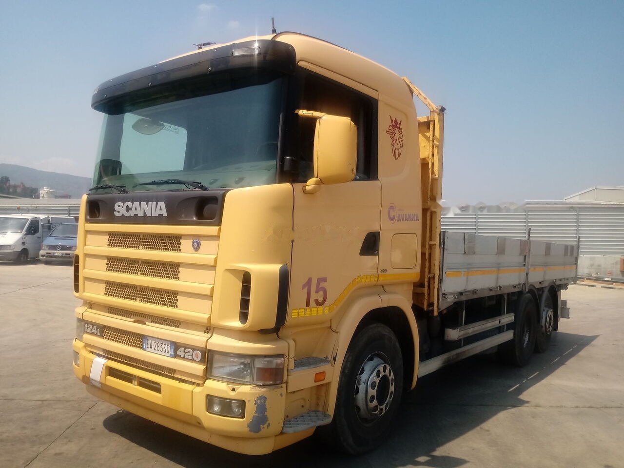 Scania 124 LB 420 - Camião de caixa aberta/ Plataforma: foto 1 Scania 124 LB 420 - Camião de caixa aberta/ Plataforma: foto 1