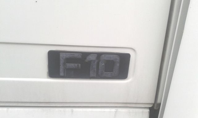 Volvo F.10 - Camião de caixa aberta/ Plataforma: foto 3 Volvo F.10 - Camião de caixa aberta/ Plataforma: foto 3