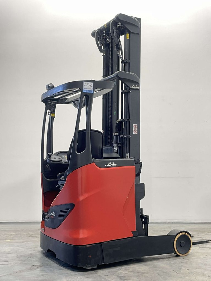Linde R10B-01-1120 - Empilhador retráctil: foto 2 Linde R10B-01-1120 - Empilhador retráctil: foto 2