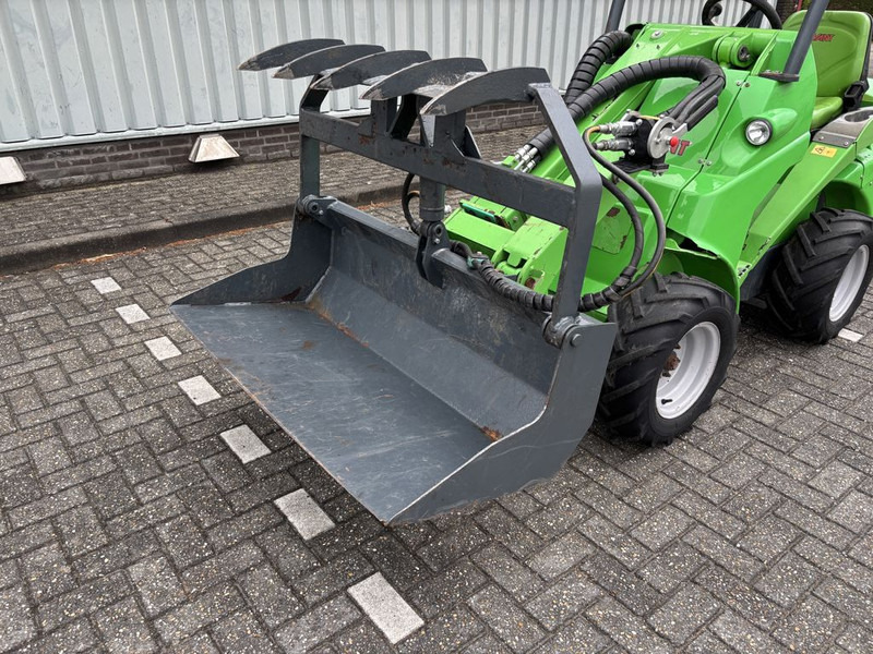 Carregadeira de rodas nuevo Avant 423 TDL: foto 16