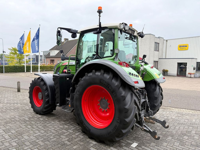Fendt 720 S4 Vario Profi Plus - Trator: foto 2 Fendt 720 S4 Vario Profi Plus - Trator: foto 2