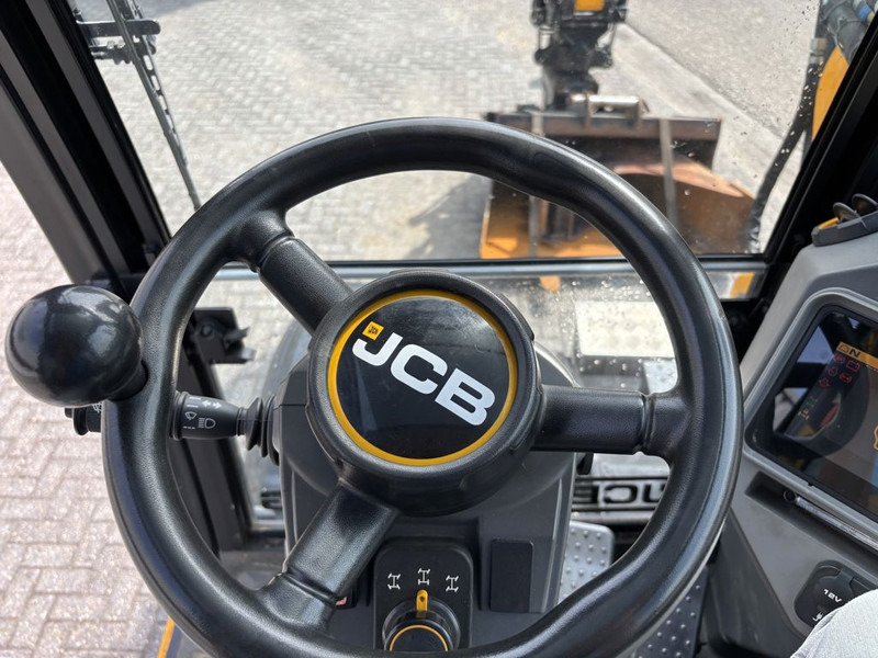Escavadeira de rodas JCB Hydradig 110W: foto 17