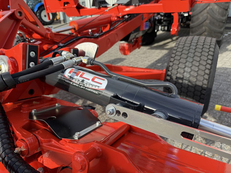 Ancinho enleirador nuevo Kuhn GF10803T Schudder: foto 16