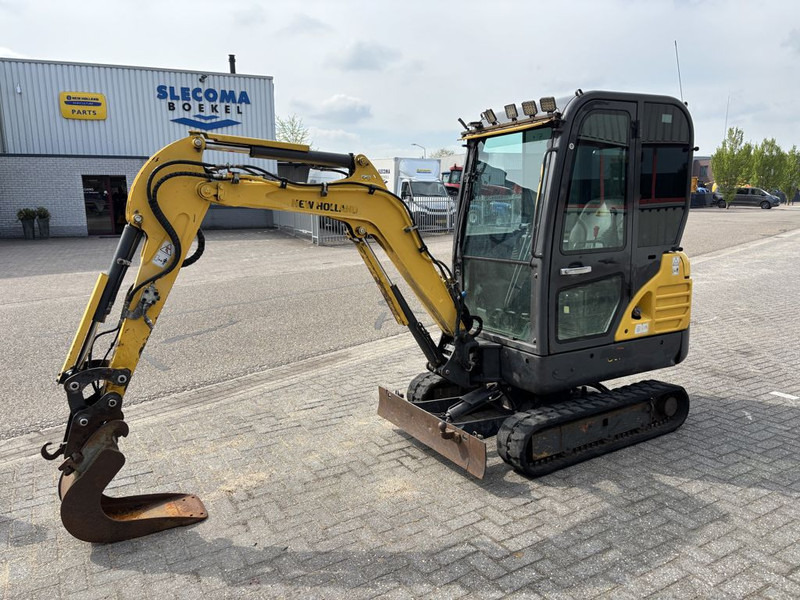 New Holland E18C Minigraver - Mini escavadeira: foto 1 New Holland E18C Minigraver - Mini escavadeira: foto 1