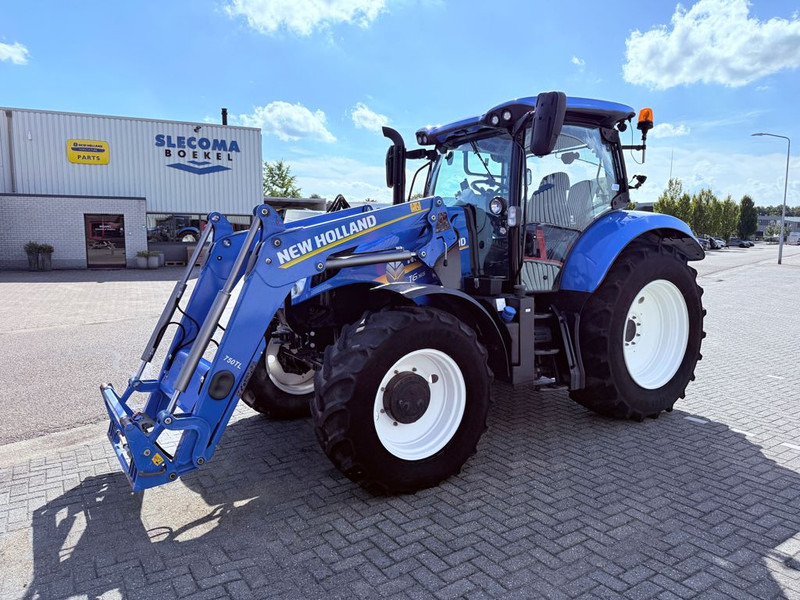 New Holland T6.165 AC + TL750 Voorlader - Trator: foto 1 New Holland T6.165 AC + TL750 Voorlader - Trator: foto 1