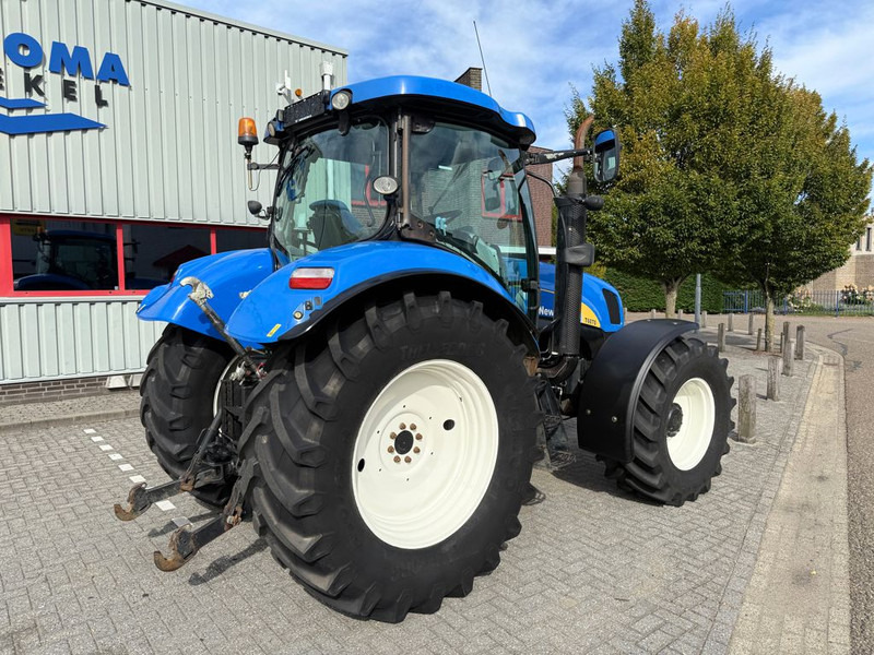 New Holland T6070 Elite - Trator: foto 4 New Holland T6070 Elite - Trator: foto 4