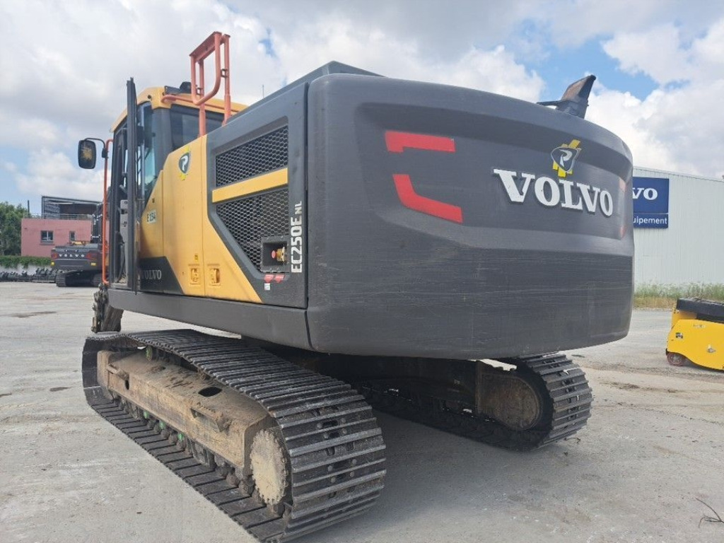 VOLVO EC250E NL - Escavadora de rastos: foto 5 VOLVO EC250E NL - Escavadora de rastos: foto 5