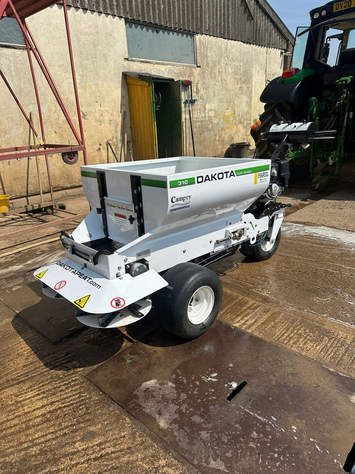 Dakota 310 Pedestrian Top Dresser - Equipamentos para jardinagem: foto 1 Dakota 310 Pedestrian Top Dresser - Equipamentos para jardinagem: foto 1