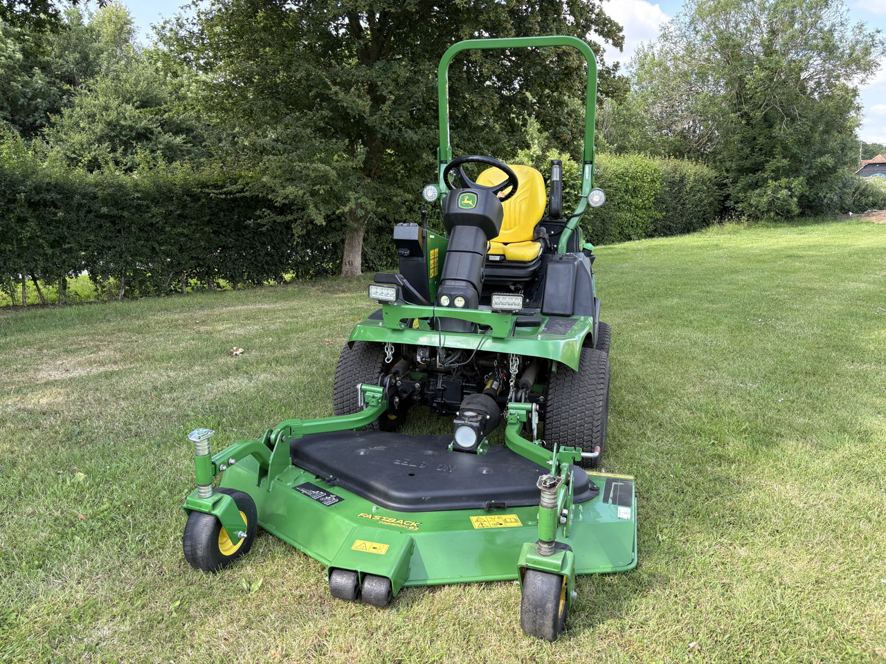 John Deere 1570 Out-Front Mower - Cortador de grama: foto 2 John Deere 1570 Out-Front Mower - Cortador de grama: foto 2
