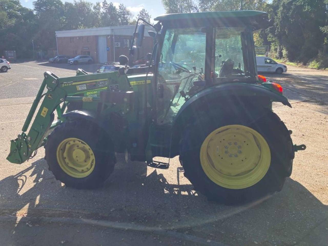John Deere 5100M - Trator: foto 4 John Deere 5100M - Trator: foto 4