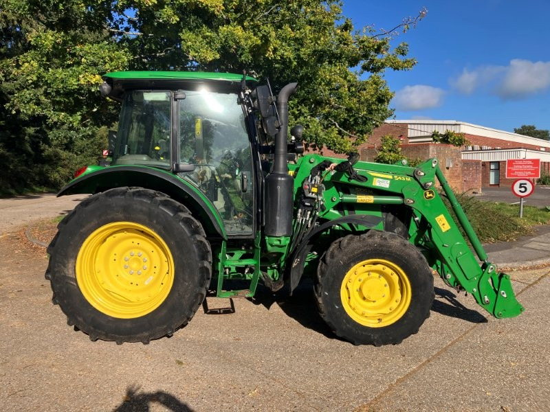 John Deere 5100M - Trator: foto 1 John Deere 5100M - Trator: foto 1
