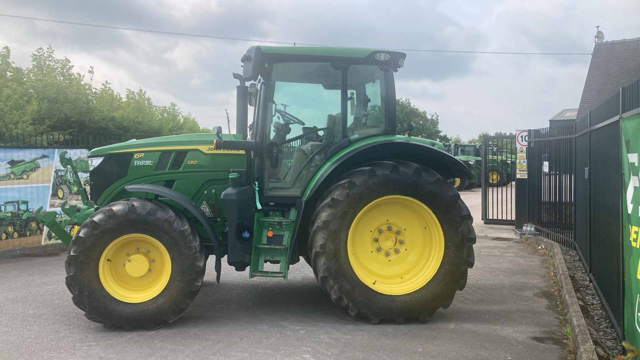 John Deere 6R 130 - Trator: foto 2 John Deere 6R 130 - Trator: foto 2