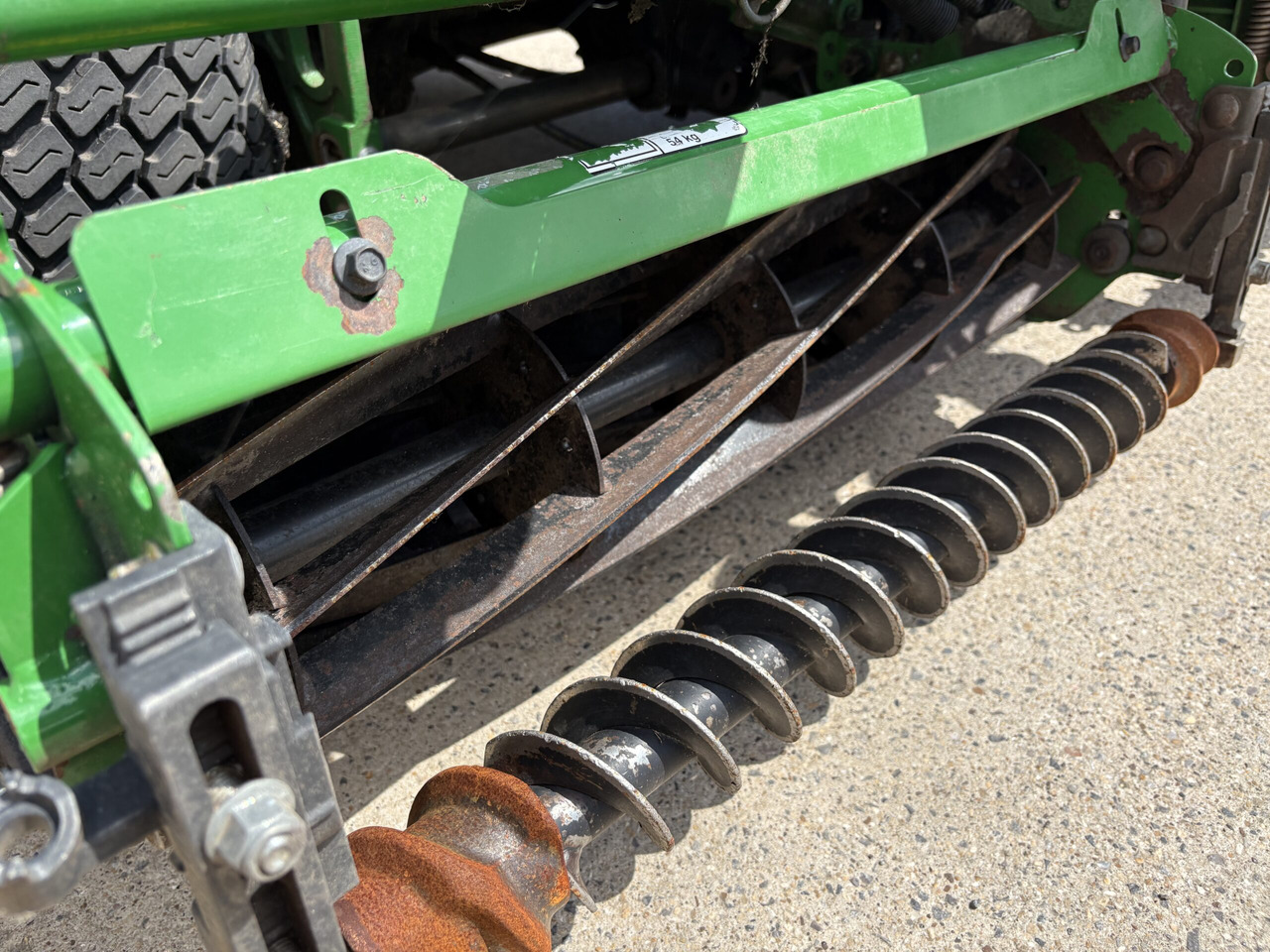 Locação de  John Deere 7200A Triple Mower John Deere 7200A Triple Mower: foto 7 Locação de  John Deere 7200A Triple Mower John Deere 7200A Triple Mower: foto 7