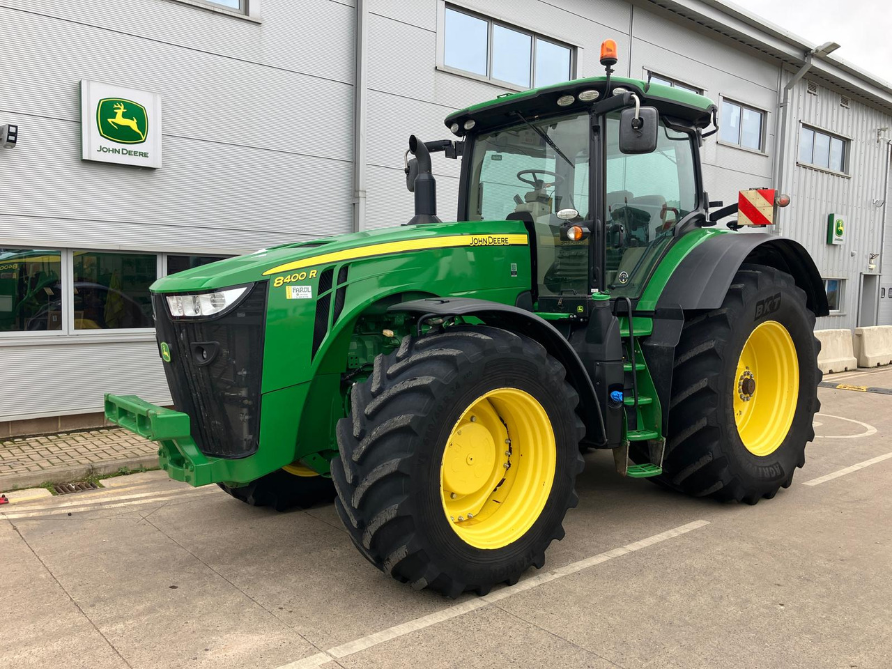 John Deere 8400R - Trator: foto 1 John Deere 8400R - Trator: foto 1