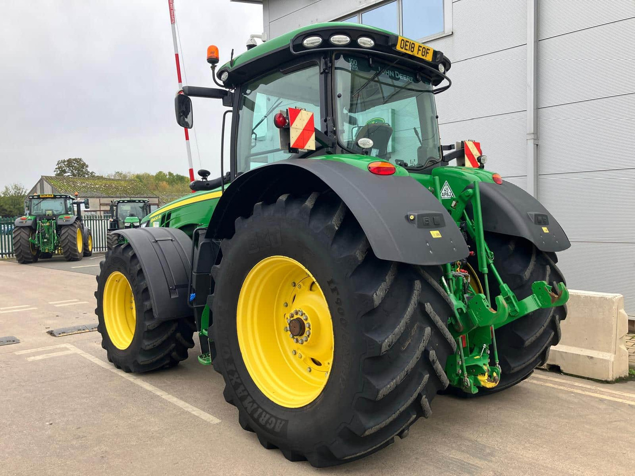 John Deere 8400R - Trator: foto 3 John Deere 8400R - Trator: foto 3