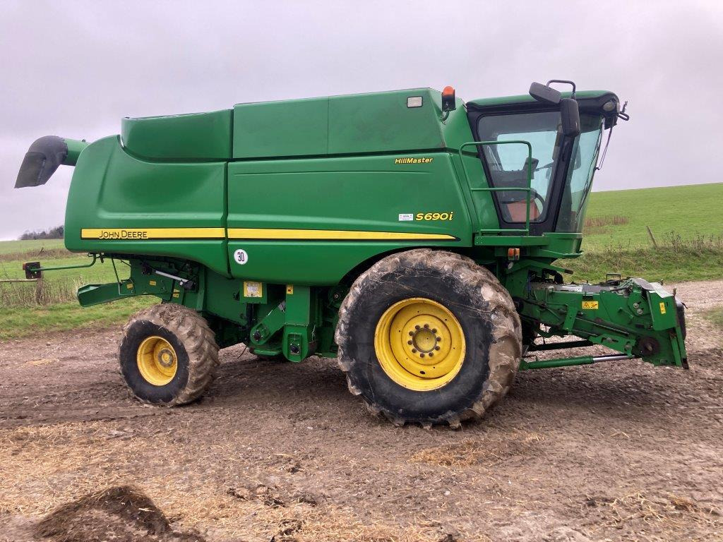 John Deere S690i HM - Ceifeira debulhadora: foto 2 John Deere S690i HM - Ceifeira debulhadora: foto 2