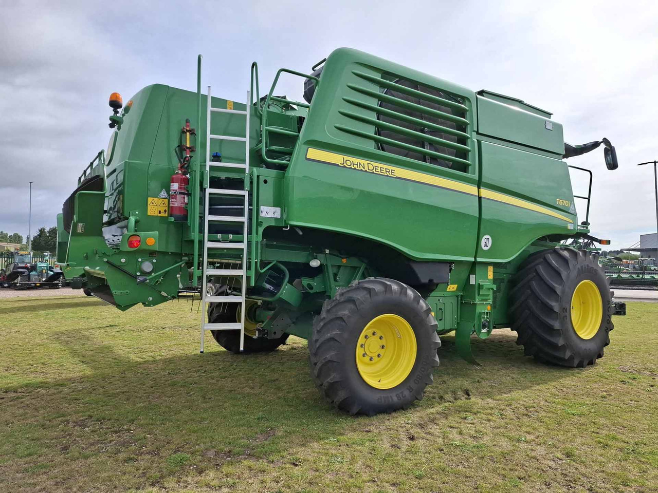 John Deere T670 - Ceifeira debulhadora: foto 4 John Deere T670 - Ceifeira debulhadora: foto 4