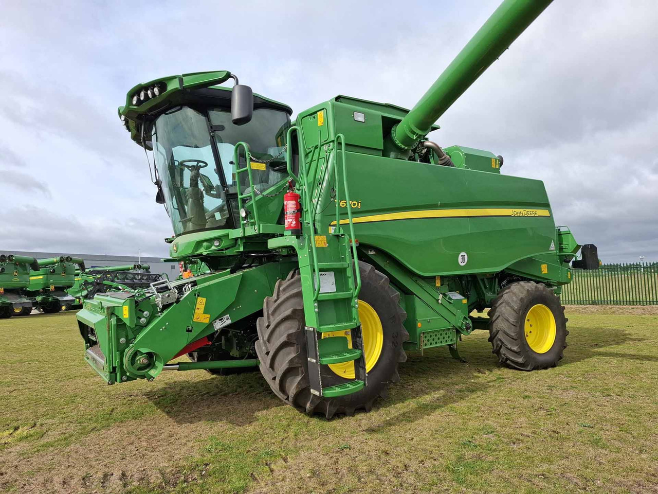 John Deere T670 - Ceifeira debulhadora: foto 2 John Deere T670 - Ceifeira debulhadora: foto 2
