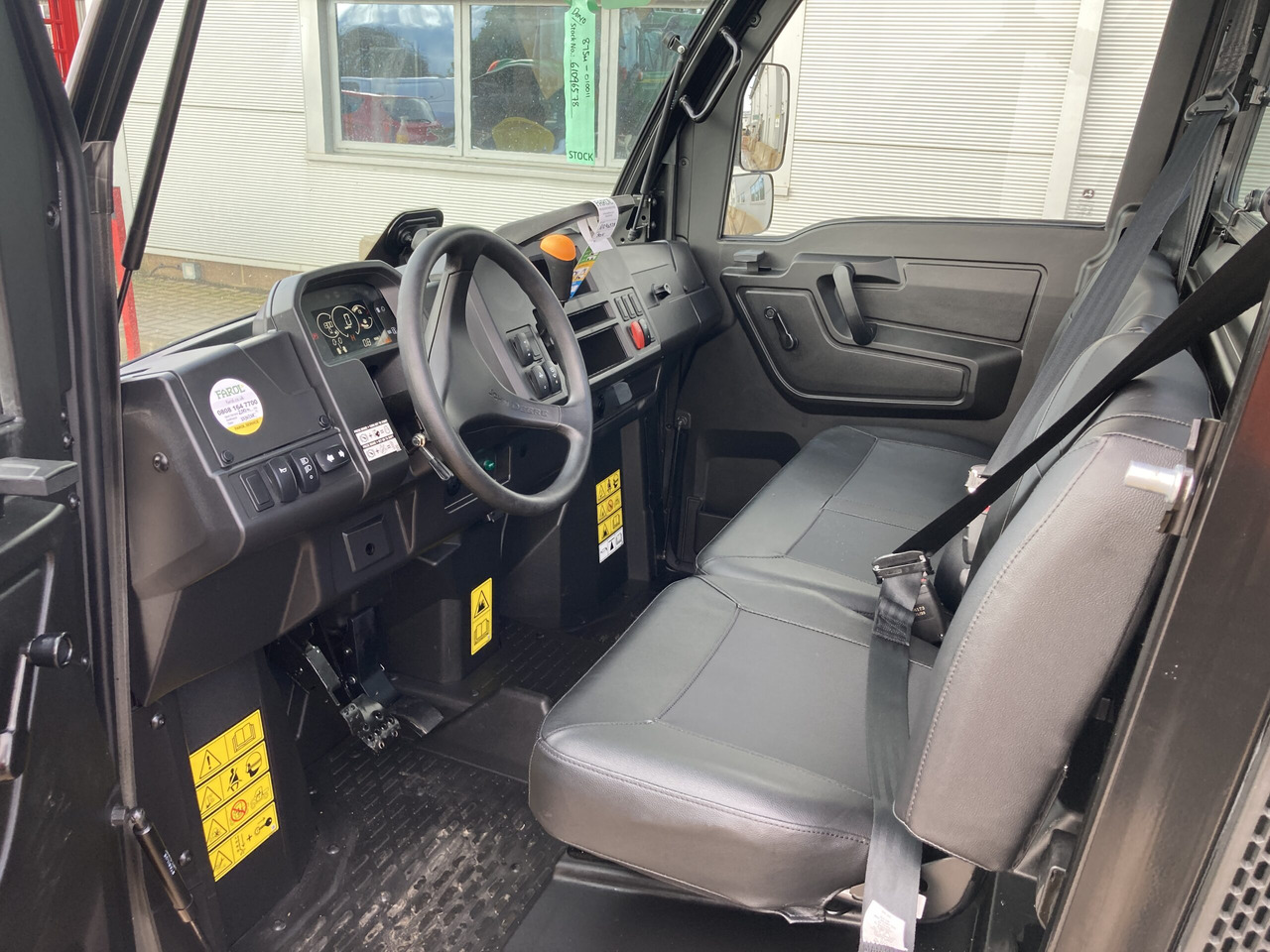 Quadriciclo nuevo John Deere XUV875M Gator: foto 13