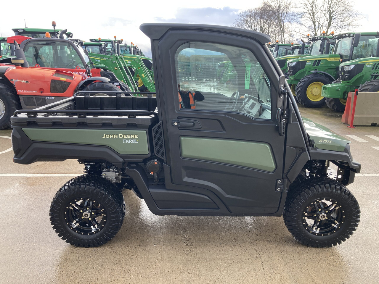 Quadriciclo nuevo John Deere XUV875M Gator: foto 6