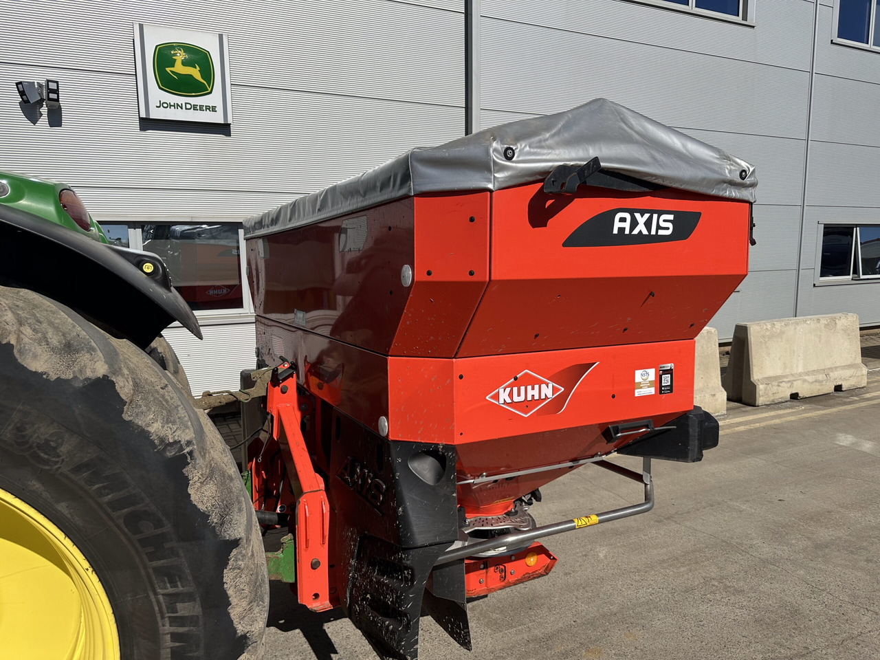 Kuhn Axis 40.2 M-EMC-W - Distribuidor de fertilizantes: foto 2 Kuhn Axis 40.2 M-EMC-W - Distribuidor de fertilizantes: foto 2