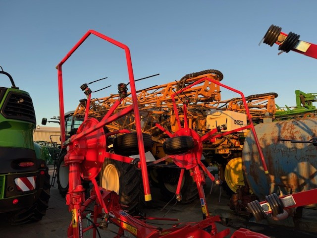 Ancinho enleirador nuevo Kuhn GF502 Tedder: foto 7