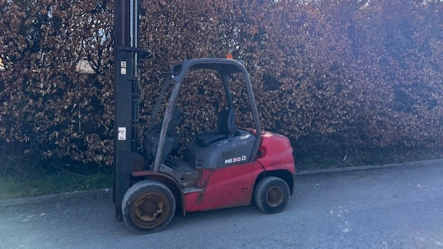MANITOU MI30D - Empilhador telescópico: foto 1 MANITOU MI30D - Empilhador telescópico: foto 1