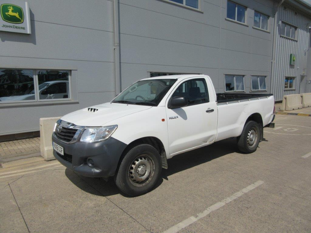 TOYOTA HILUX HI-LUXURY ACTIVE D-4D SINGLE CAB - Pick-up: foto 2 TOYOTA HILUX HI-LUXURY ACTIVE D-4D SINGLE CAB - Pick-up: foto 2