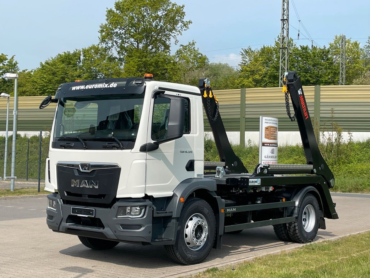 MAN TGM 18.320 4x2 Euro 6e Hiab Multilift Futura 12 - Caminhão basculante, Caminhão grua: foto 1 MAN TGM 18.320 4x2 Euro 6e Hiab Multilift Futura 12 - Caminhão basculante, Caminhão grua: foto 1