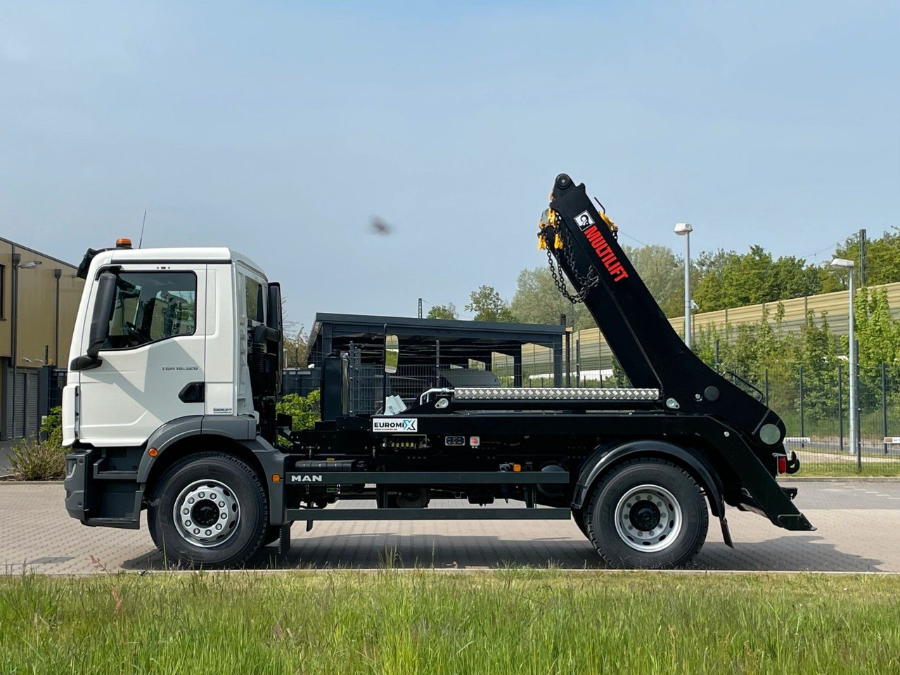 MAN TGM 18.320 4x2 Euro 6e Hiab Multilift Futura 12 - Caminhão basculante, Caminhão grua: foto 3 MAN TGM 18.320 4x2 Euro 6e Hiab Multilift Futura 12 - Caminhão basculante, Caminhão grua: foto 3