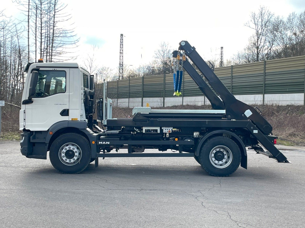 MAN TGM 18.320 4x2 Euro 6e Hyva Absetzkipper - Caminhão basculante, Caminhão grua: foto 3 MAN TGM 18.320 4x2 Euro 6e Hyva Absetzkipper - Caminhão basculante, Caminhão grua: foto 3