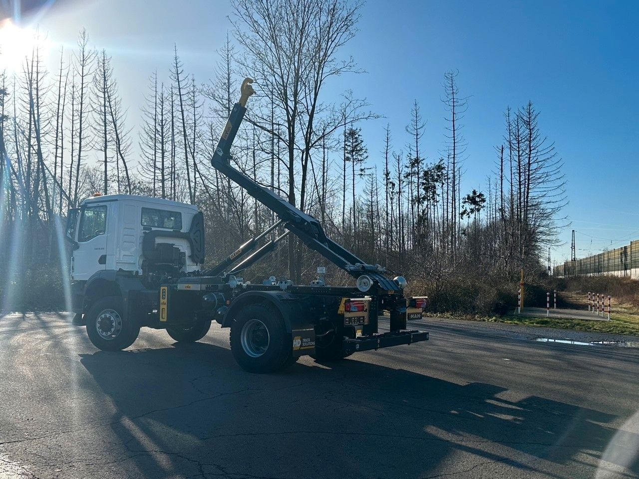 MAN TGM 18.320 4x4 Euro 6e Hyva 12-45 - Caminhão polibenne, Caminhão grua: foto 4 MAN TGM 18.320 4x4 Euro 6e Hyva 12-45 - Caminhão polibenne, Caminhão grua: foto 4