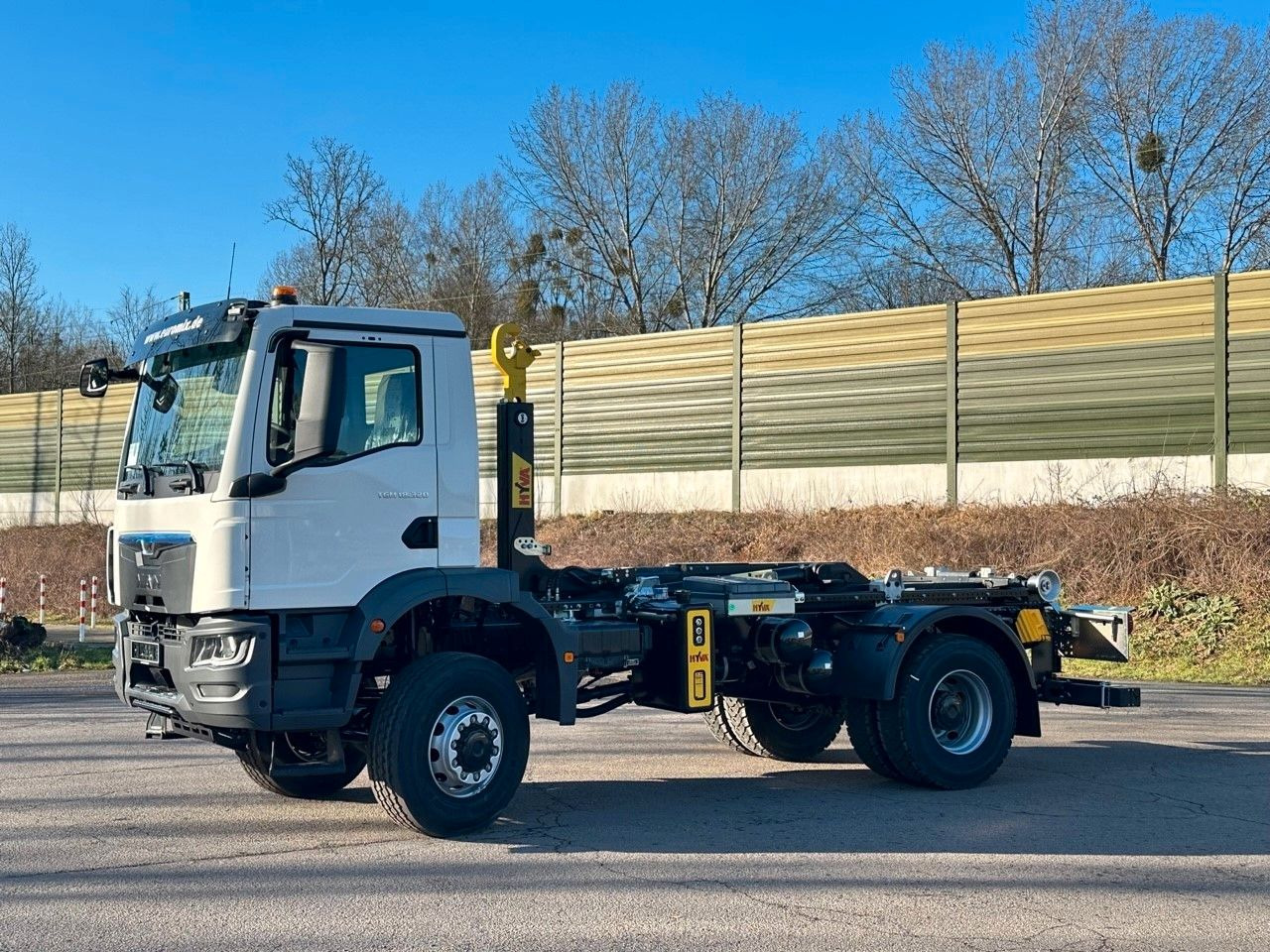 Locação de  MAN TGM 18.320 4x4 Euro 6e Hyva 12-45 MAN TGM 18.320 4x4 Euro 6e Hyva 12-45: foto 11