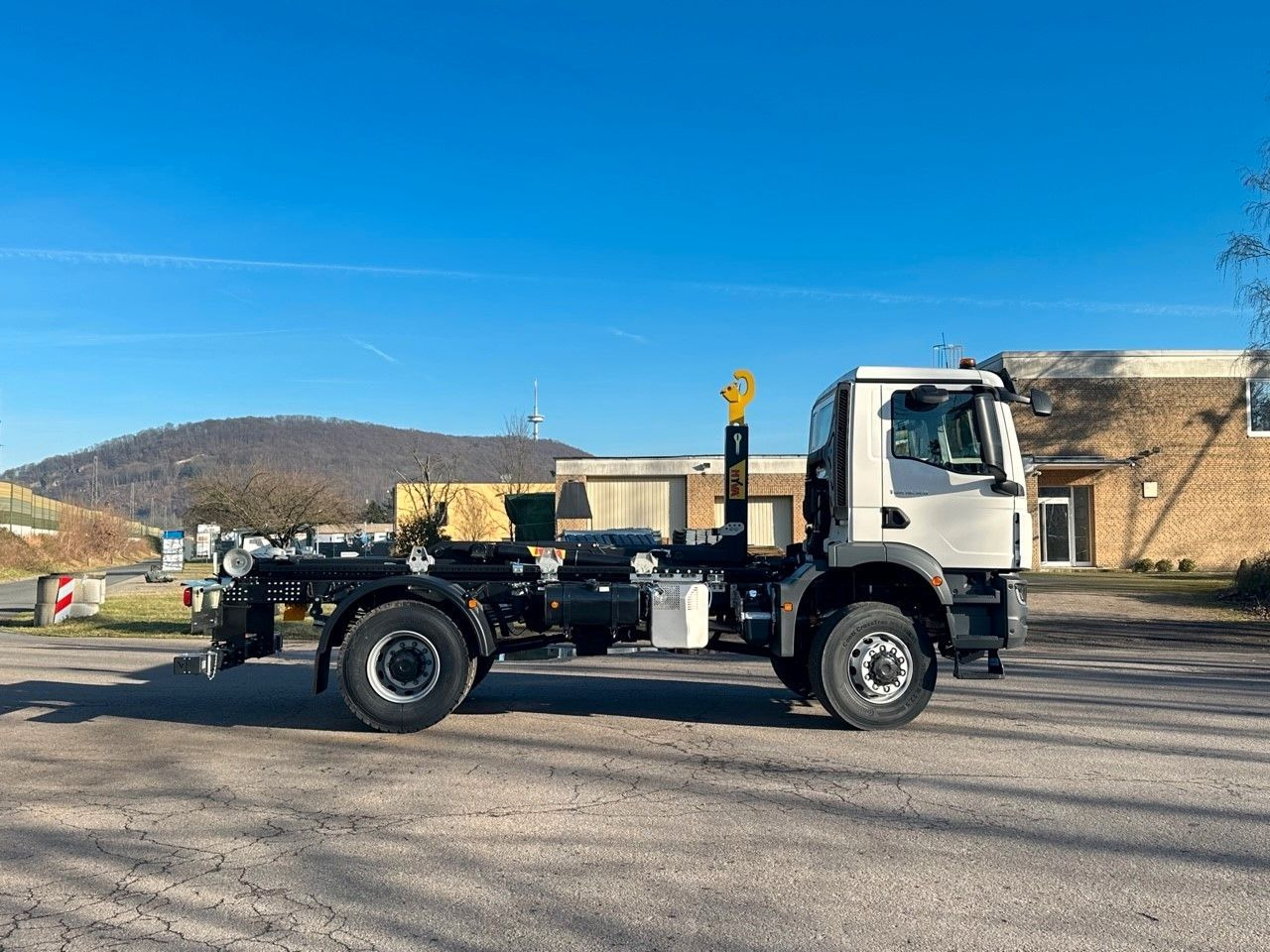 Locação de  MAN TGM 18.320 4x4 Euro 6e Hyva 12-45 MAN TGM 18.320 4x4 Euro 6e Hyva 12-45: foto 9