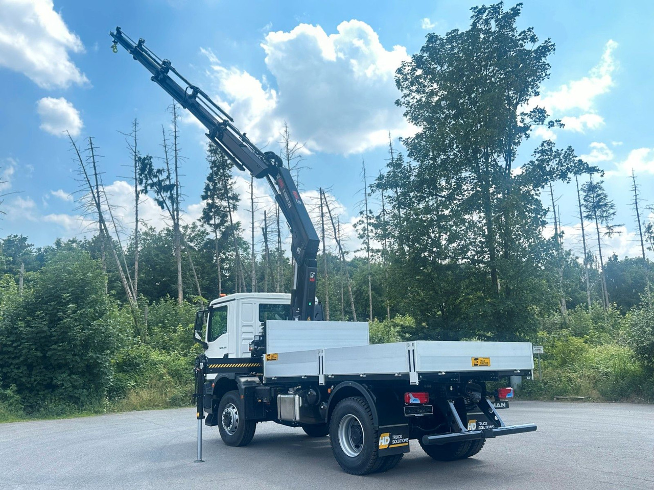 MAN TGM 18.320 4x4 Euro 6e Pritsche Hiab 228-4 Kran - Caminhão grua: foto 4 MAN TGM 18.320 4x4 Euro 6e Pritsche Hiab 228-4 Kran - Caminhão grua: foto 4