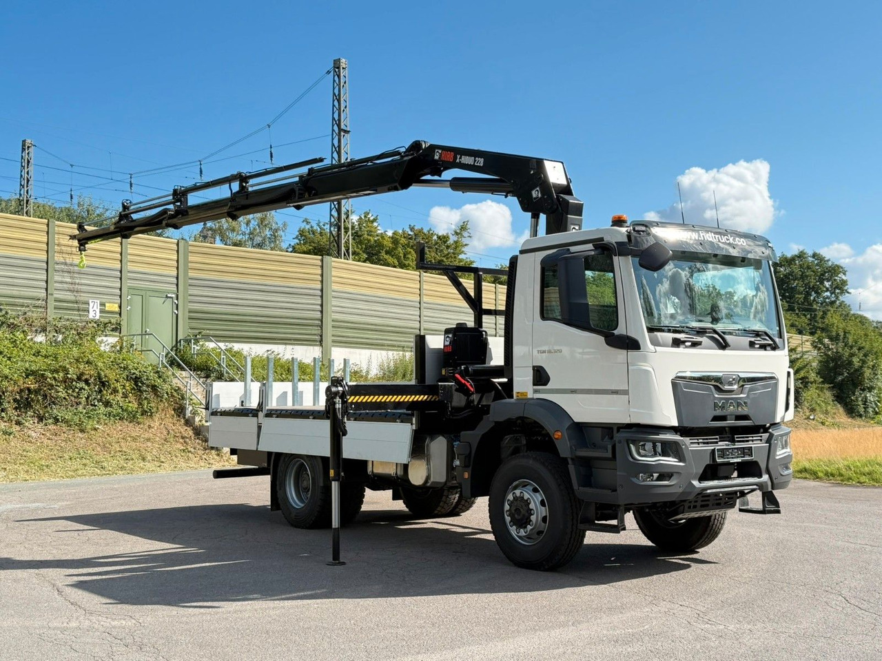 Caminhão grua MAN TGM 18.320 4x4 Hiab 228-4 Kran: foto 10