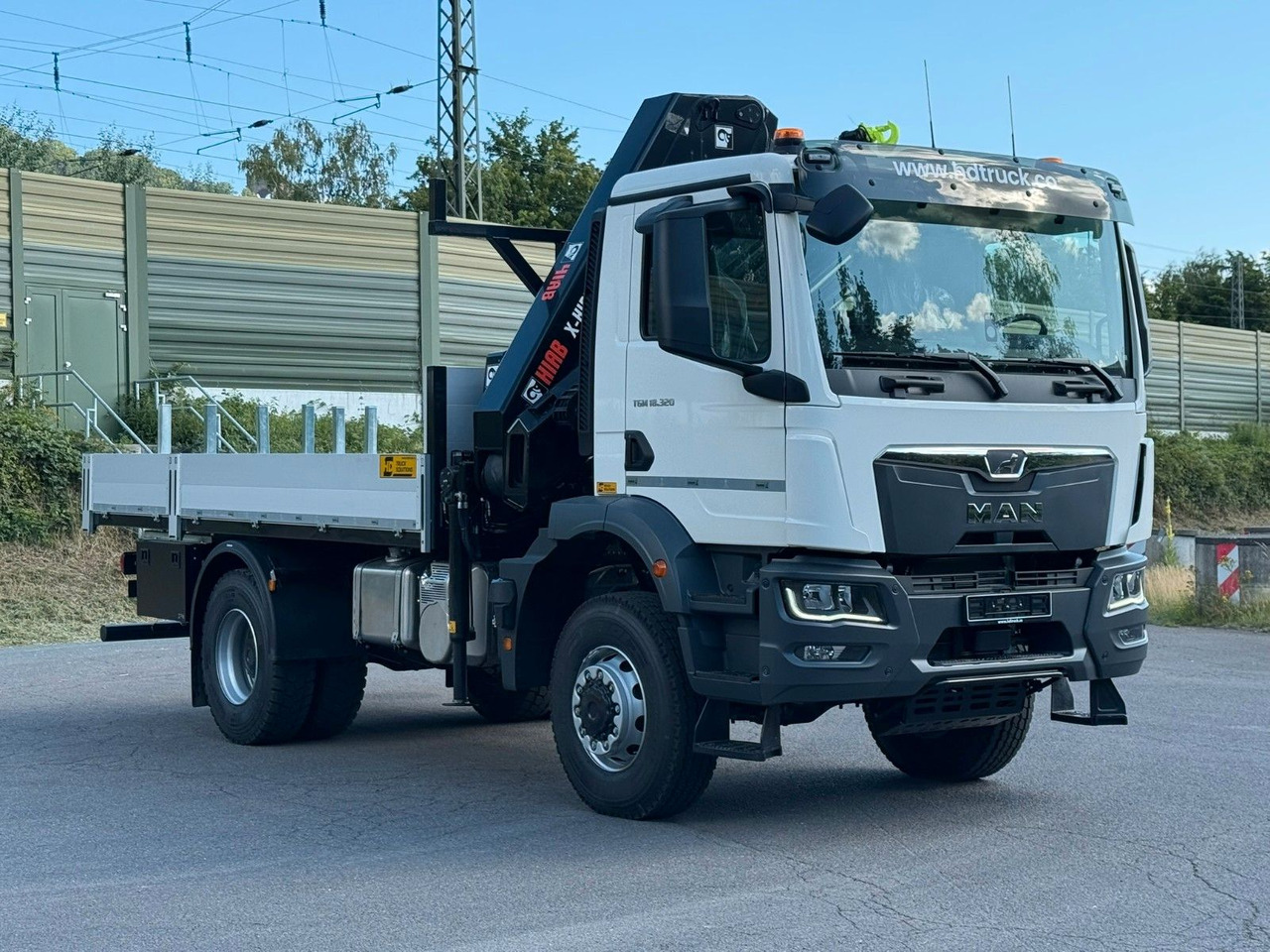 Caminhão grua MAN TGM 18.320 4x4 Hiab 228-4 Kran: foto 9