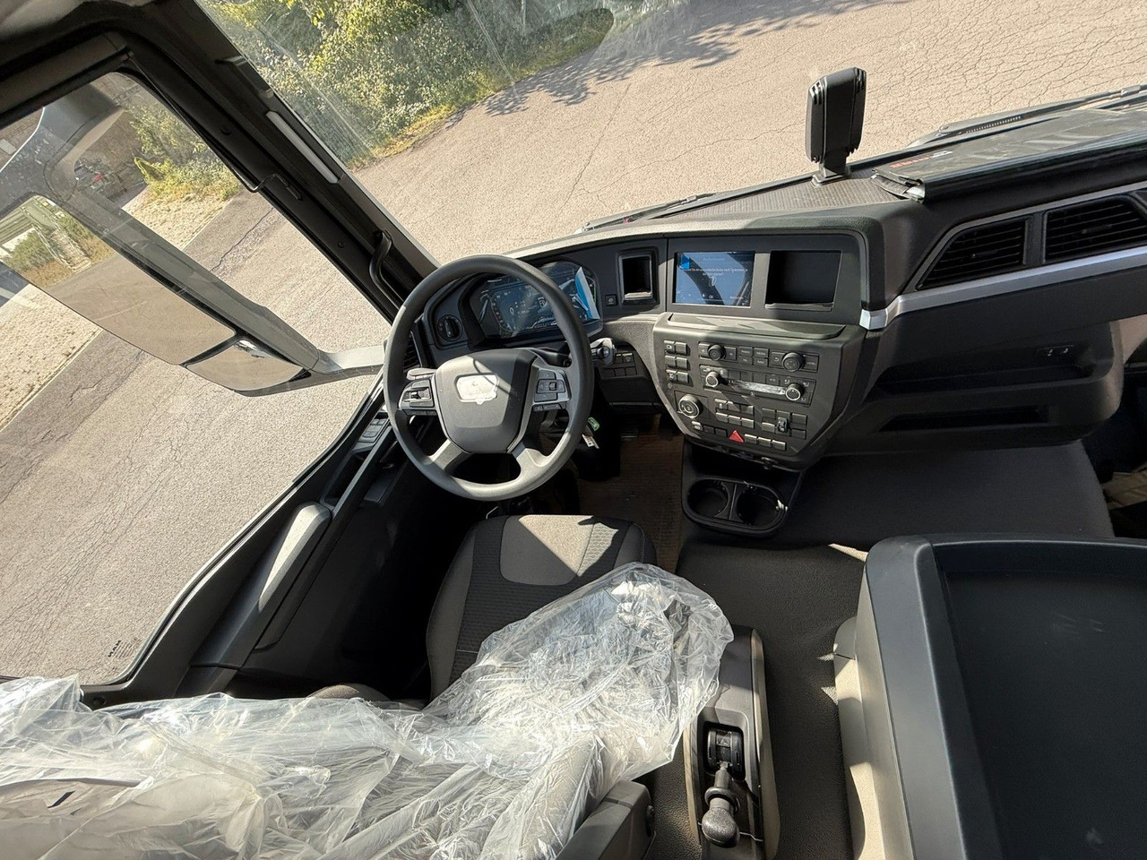 Caminhão grua MAN TGM 18.320 4x4 Hiab 228-4 Kran: foto 21