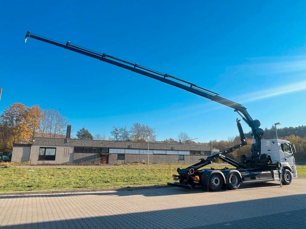 MAN TGS 26.470 6x2 Abrollkipper + Kran Hiab 228-6 - Caminhão polibenne, Caminhão grua: foto 5 MAN TGS 26.470 6x2 Abrollkipper + Kran Hiab 228-6 - Caminhão polibenne, Caminhão grua: foto 5