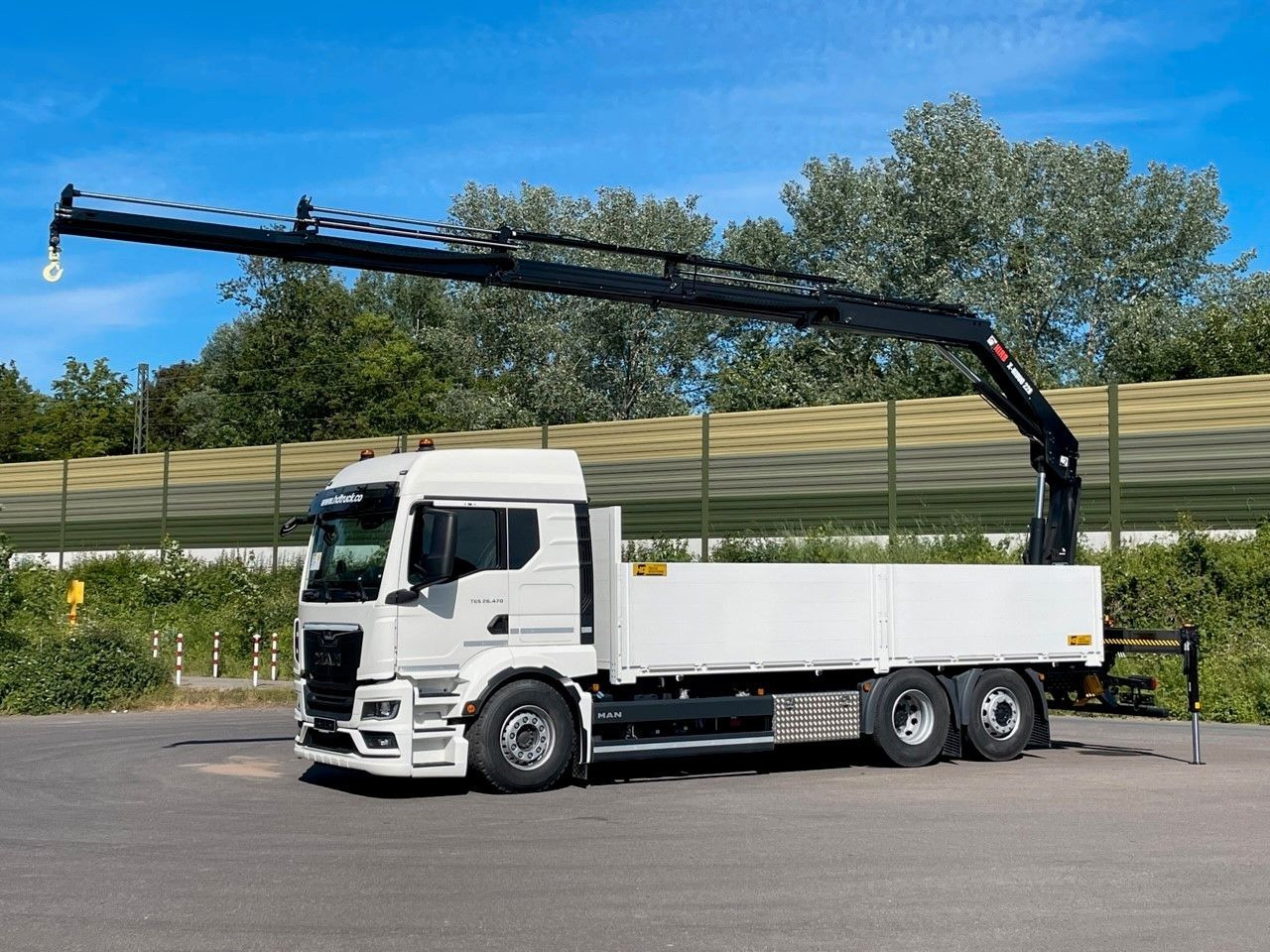 MAN TGS 26.480 6X2 Euro6 Retarder HIAB 228 - 4 - Camião de caixa aberta/ Plataforma, Caminhão grua: foto 2 MAN TGS 26.480 6X2 Euro6 Retarder HIAB 228 - 4 - Camião de caixa aberta/ Plataforma, Caminhão grua: foto 2