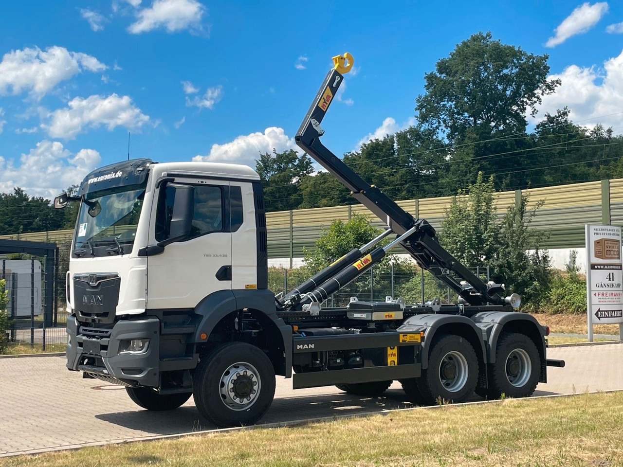MAN TGS 33.440 6x6 Euro6e Hyva - Hiab MultiLift - Caminhão polibenne, Caminhão grua: foto 2 MAN TGS 33.440 6x6 Euro6e Hyva - Hiab MultiLift - Caminhão polibenne, Caminhão grua: foto 2
