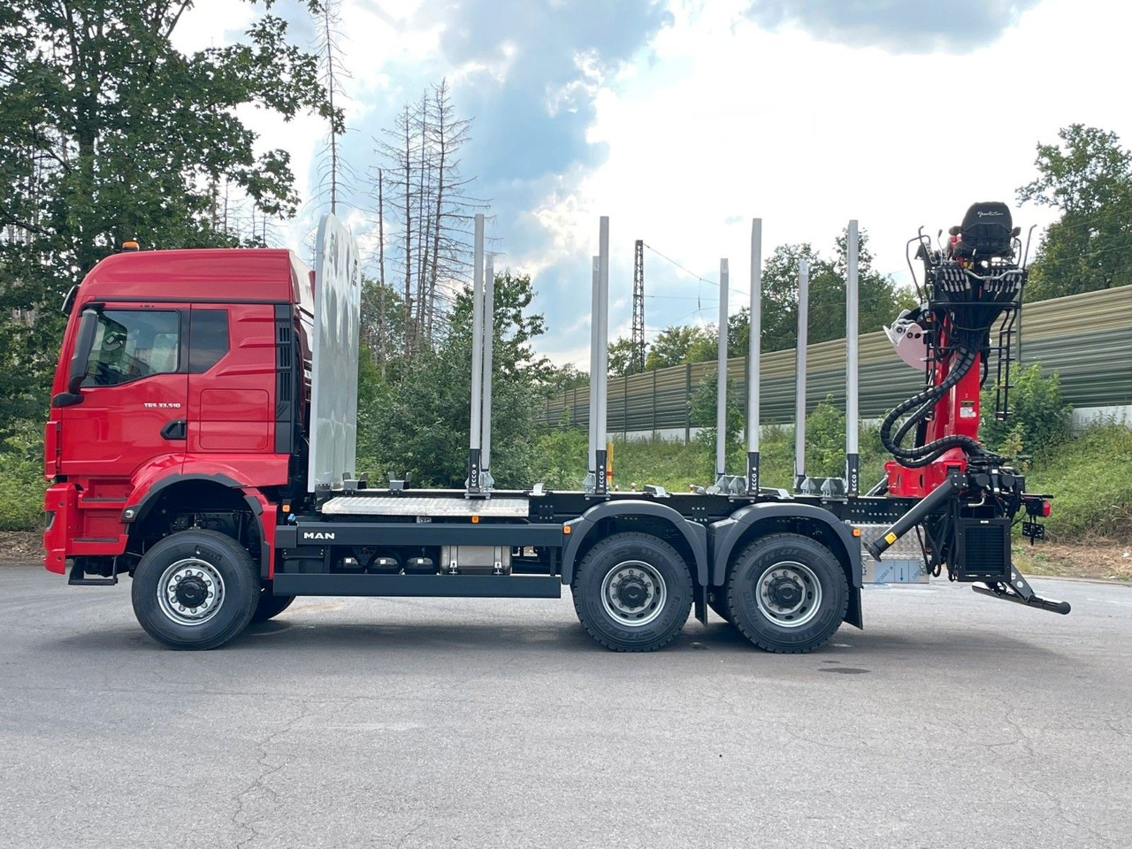MAN TGS 33.520 6X6 Euro6e Radstand 3900mm EPSILON - Caminhão florestal, Caminhão grua: foto 4 MAN TGS 33.520 6X6 Euro6e Radstand 3900mm EPSILON - Caminhão florestal, Caminhão grua: foto 4
