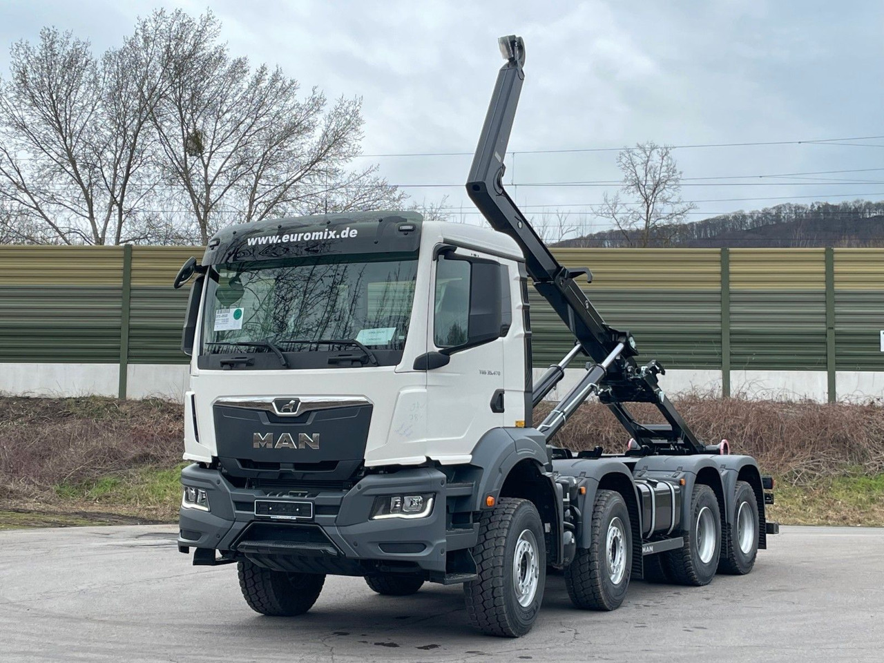 MAN TGS 35.480 8x4 Euro6e Hiab MultLift Abrollkipper - Caminhão polibenne, Caminhão grua: foto 2 MAN TGS 35.480 8x4 Euro6e Hiab MultLift Abrollkipper - Caminhão polibenne, Caminhão grua: foto 2