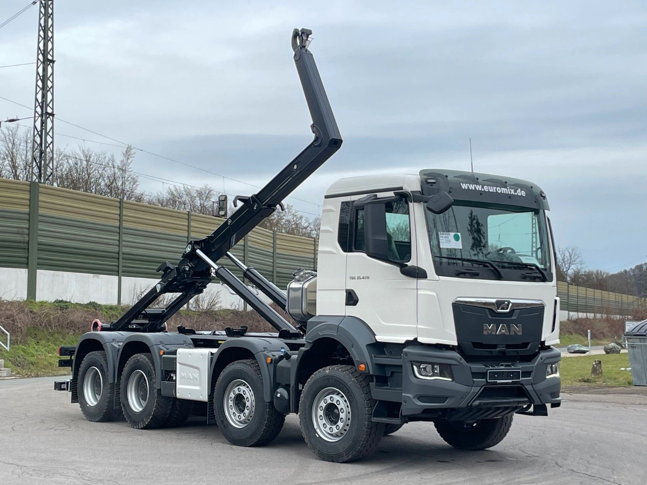 MAN TGS 35.480 8x4 Euro6e Hiab MultLift Abrollkipper - Caminhão polibenne, Caminhão grua: foto 1 MAN TGS 35.480 8x4 Euro6e Hiab MultLift Abrollkipper - Caminhão polibenne, Caminhão grua: foto 1