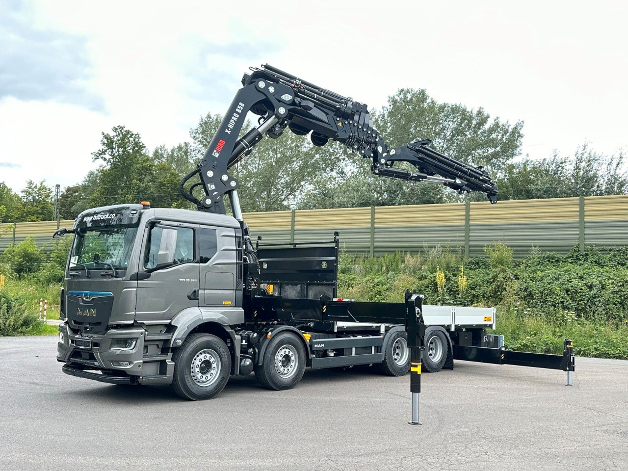 MAN TGS 35.520 8x4 BL HIAB X-HiPro858E-8 & Jib150x-6 - Caminhão grua: foto 1 MAN TGS 35.520 8x4 BL HIAB X-HiPro858E-8 & Jib150x-6 - Caminhão grua: foto 1