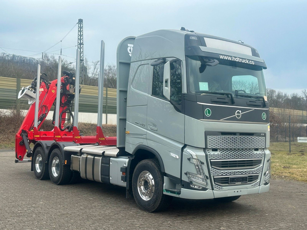 Volvo FH 540 6x4 Epsilon 150 Z - Caminhão florestal, Caminhão grua: foto 1 Volvo FH 540 6x4 Epsilon 150 Z - Caminhão florestal, Caminhão grua: foto 1