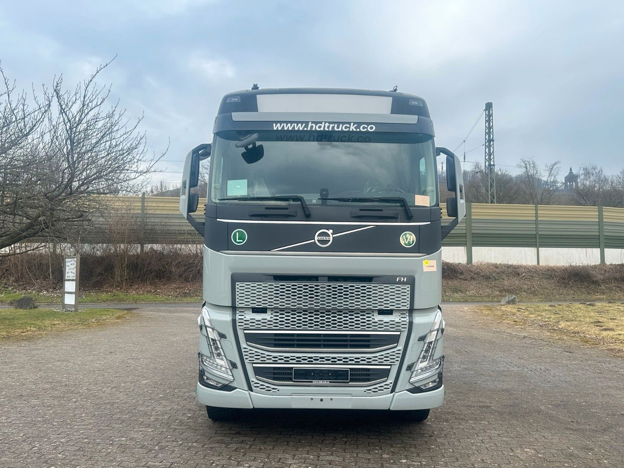 Volvo FH 540 6x4 Epsilon 150 Z - Caminhão florestal, Caminhão grua: foto 4 Volvo FH 540 6x4 Epsilon 150 Z - Caminhão florestal, Caminhão grua: foto 4