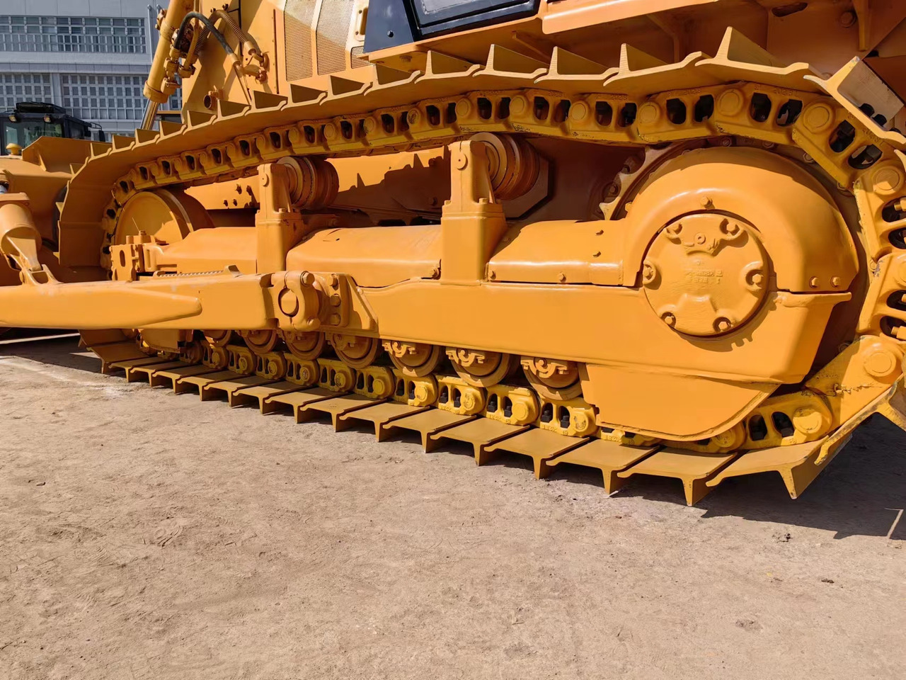 CATERPILLAR D6G2 - Buldôzer: foto 2 CATERPILLAR D6G2 - Buldôzer: foto 2
