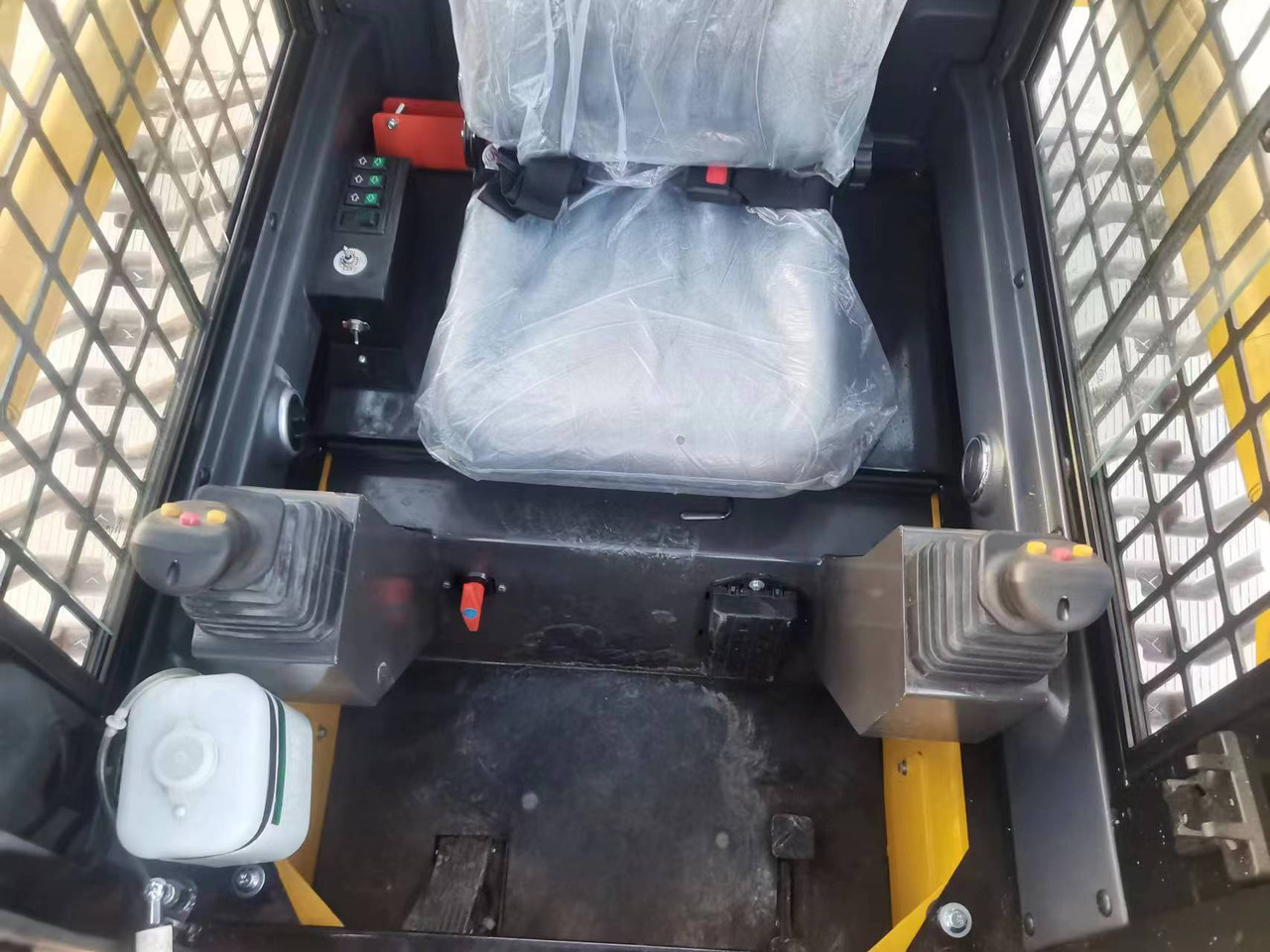 - Mini carregadeira de esteiras: foto 4 - Mini carregadeira de esteiras: foto 4