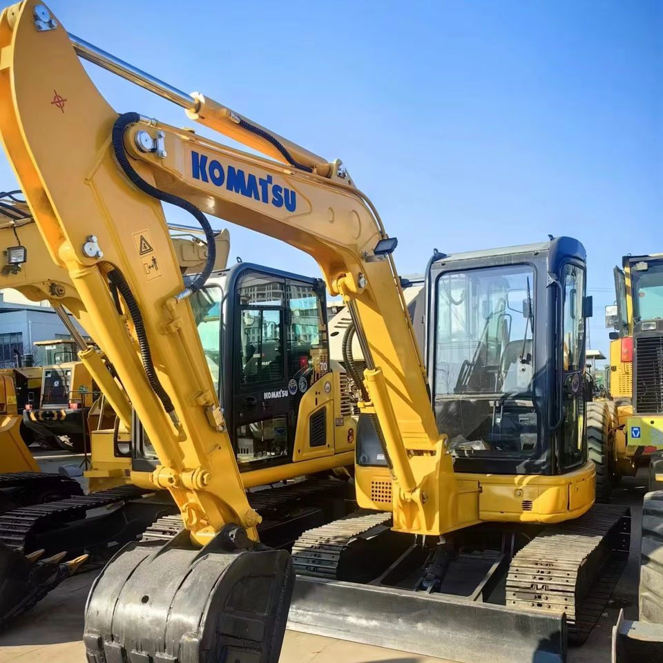 High Quality 5.5 Ton Used Mini Komatsu PC 55MR Earth-Moving Small Machinery Pc55mr Pc55 PC 50 in Stock - Mini escavadeira: foto 1 High Quality 5.5 Ton Used Mini Komatsu PC 55MR Earth-Moving Small Machinery Pc55mr Pc55 PC 50 in Stock - Mini escavadeira: foto 1